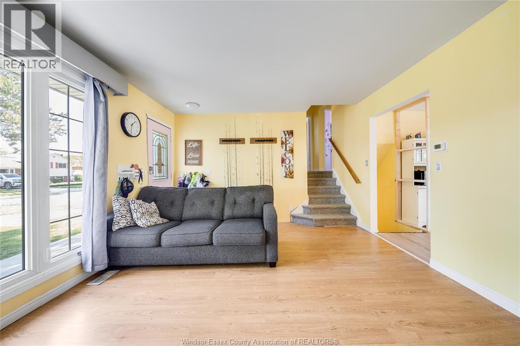 368 Carling Crescent, Windsor, Ontario  N8S 3X8 - Photo 6 - 26022569