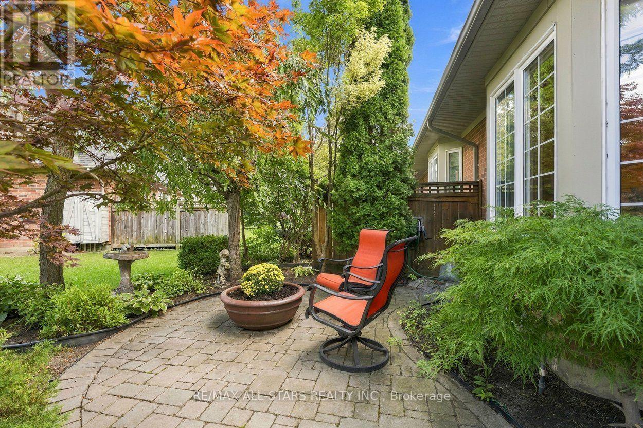 111 Lakeside Vista Way, Markham, Ontario  L6E 0B6 - Photo 43 - N13789862