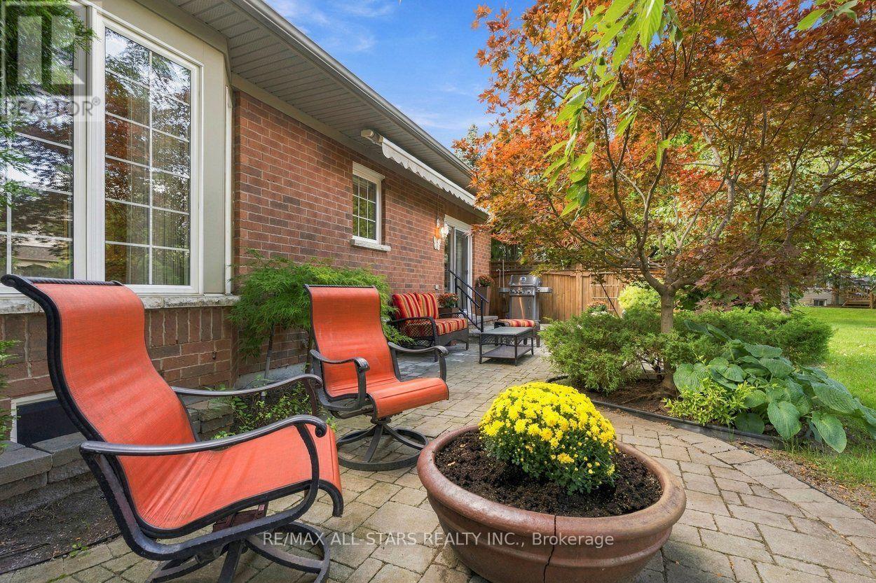 111 Lakeside Vista Way, Markham, Ontario  L6E 0B6 - Photo 44 - N13789862
