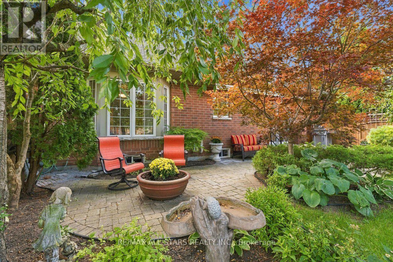 111 Lakeside Vista Way, Markham, Ontario  L6E 0B6 - Photo 48 - N13789862
