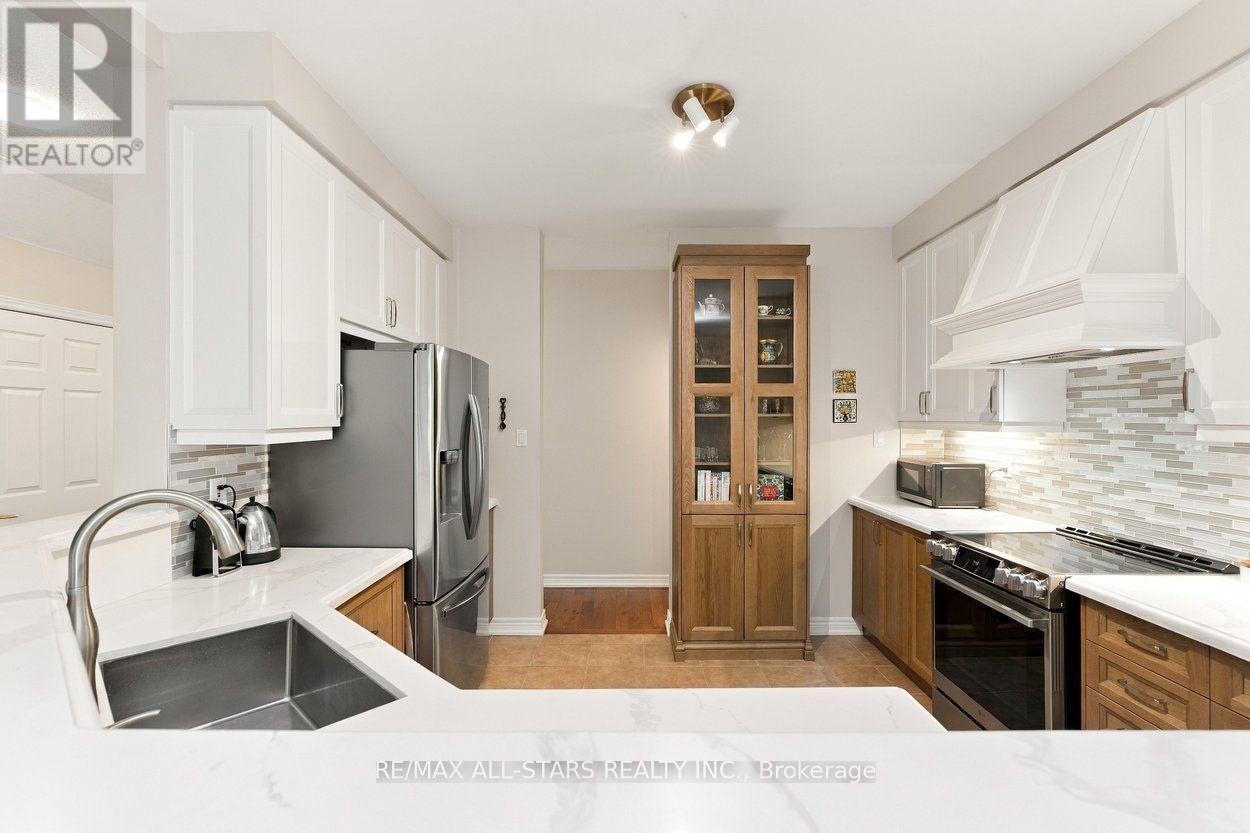 39 Louisbourg Way, Markham (Greensborough), Ontario  L6E 2A2 - Photo 14 - N13789878