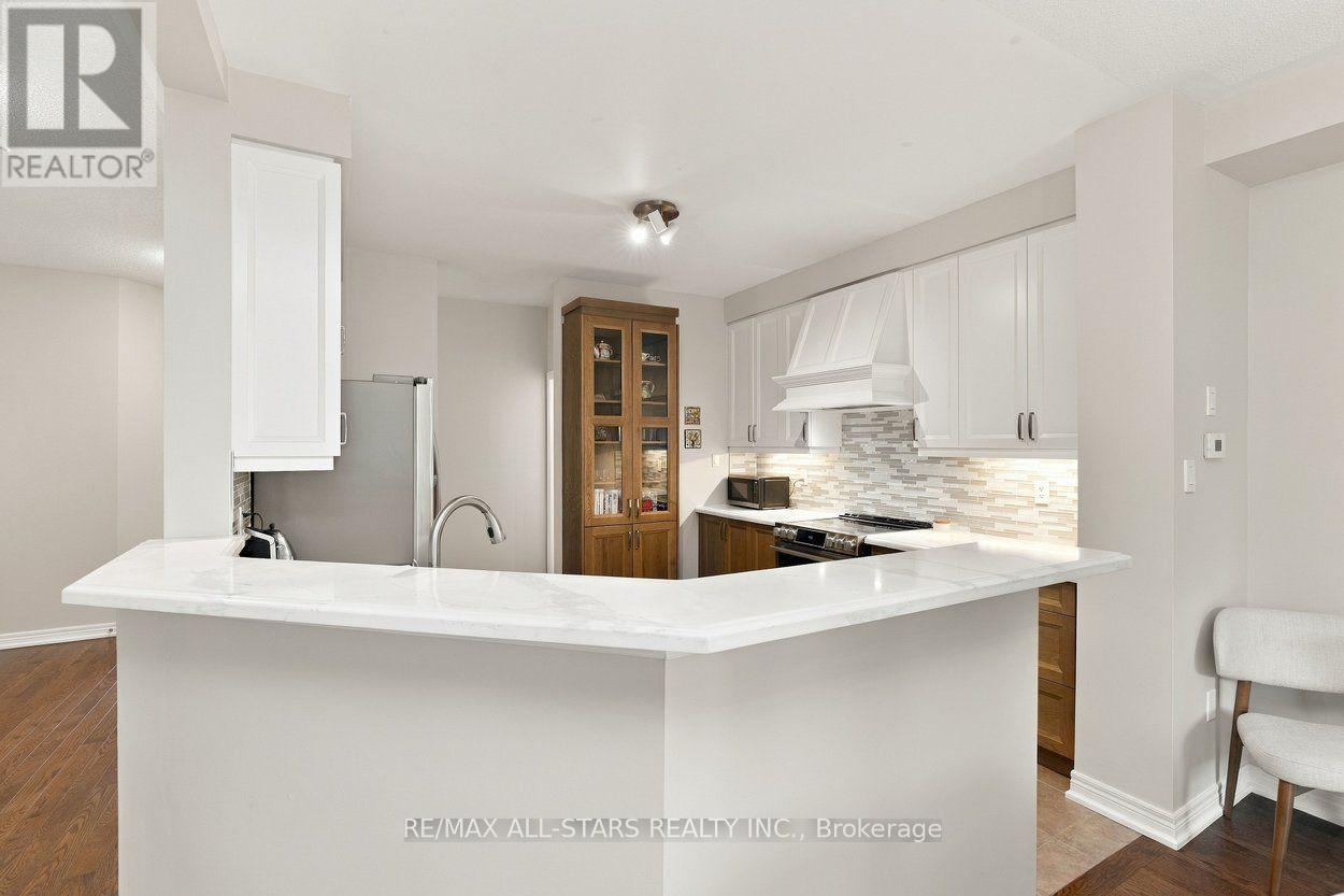 39 Louisbourg Way, Markham (Greensborough), Ontario  L6E 2A2 - Photo 15 - N13789878