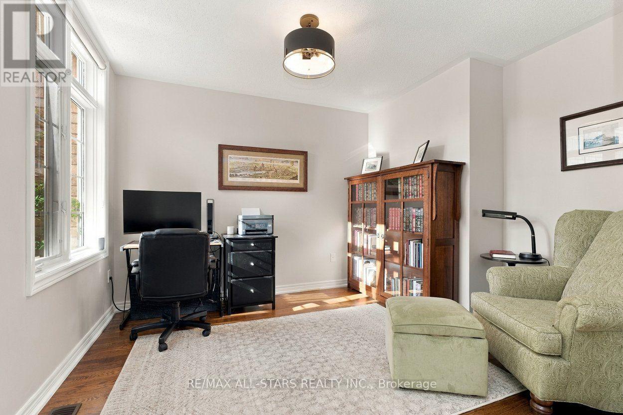 39 Louisbourg Way, Markham (Greensborough), Ontario  L6E 2A2 - Photo 20 - N13789878