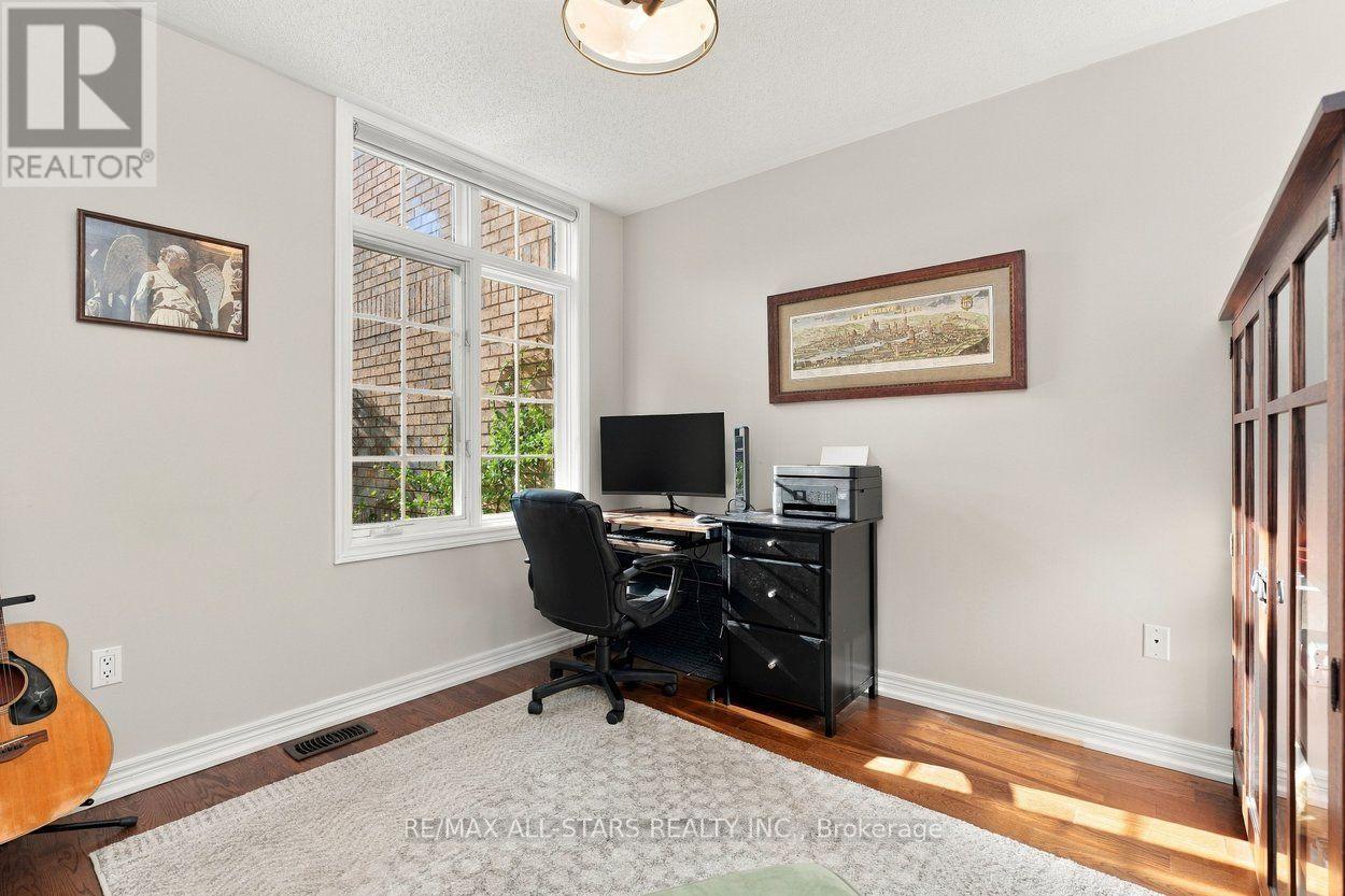 39 Louisbourg Way, Markham (Greensborough), Ontario  L6E 2A2 - Photo 21 - N13789878