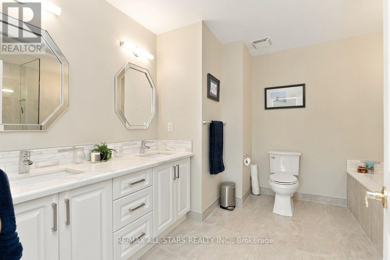 39 Louisbourg Way, Markham (Greensborough), Ontario  L6E 2A2 - Photo 27 - N13789878
