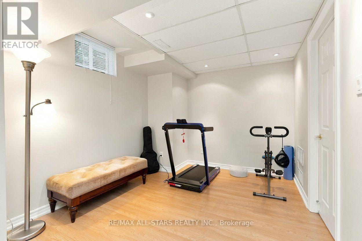 39 Louisbourg Way, Markham (Greensborough), Ontario  L6E 2A2 - Photo 37 - N13789878