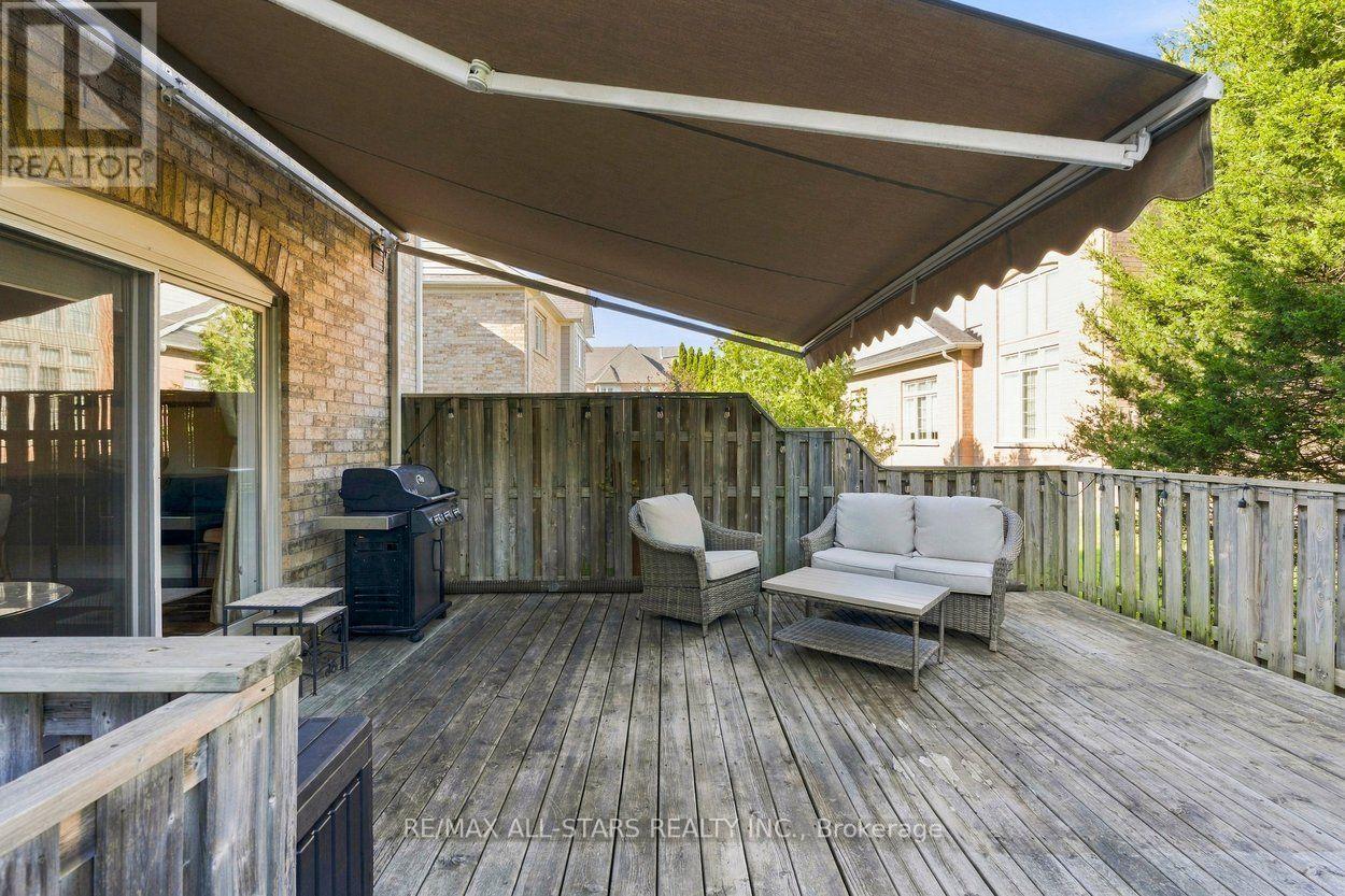 39 Louisbourg Way, Markham (Greensborough), Ontario  L6E 2A2 - Photo 45 - N13789878