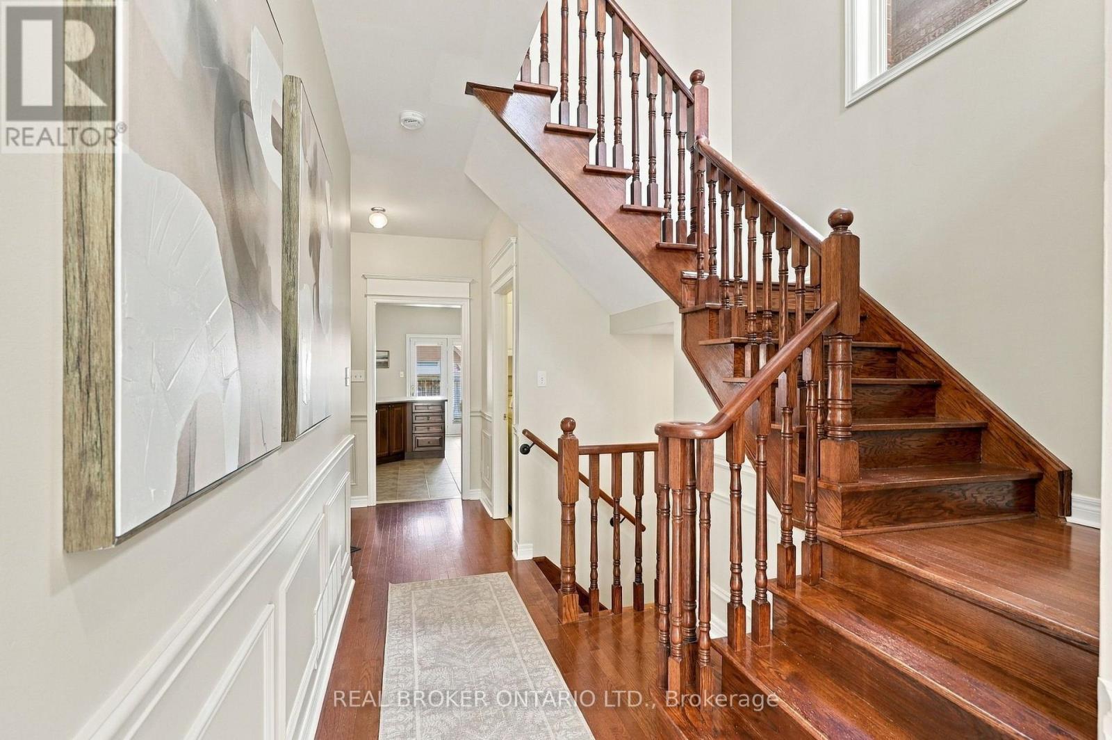 621 Society Crescent, Newmarket (Summerhill Estates), Ontario  L3X 2V8 - Photo 21 - N13789888