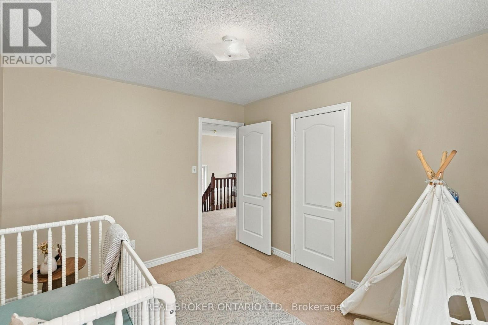 621 Society Crescent, Newmarket (Summerhill Estates), Ontario  L3X 2V8 - Photo 30 - N13789888