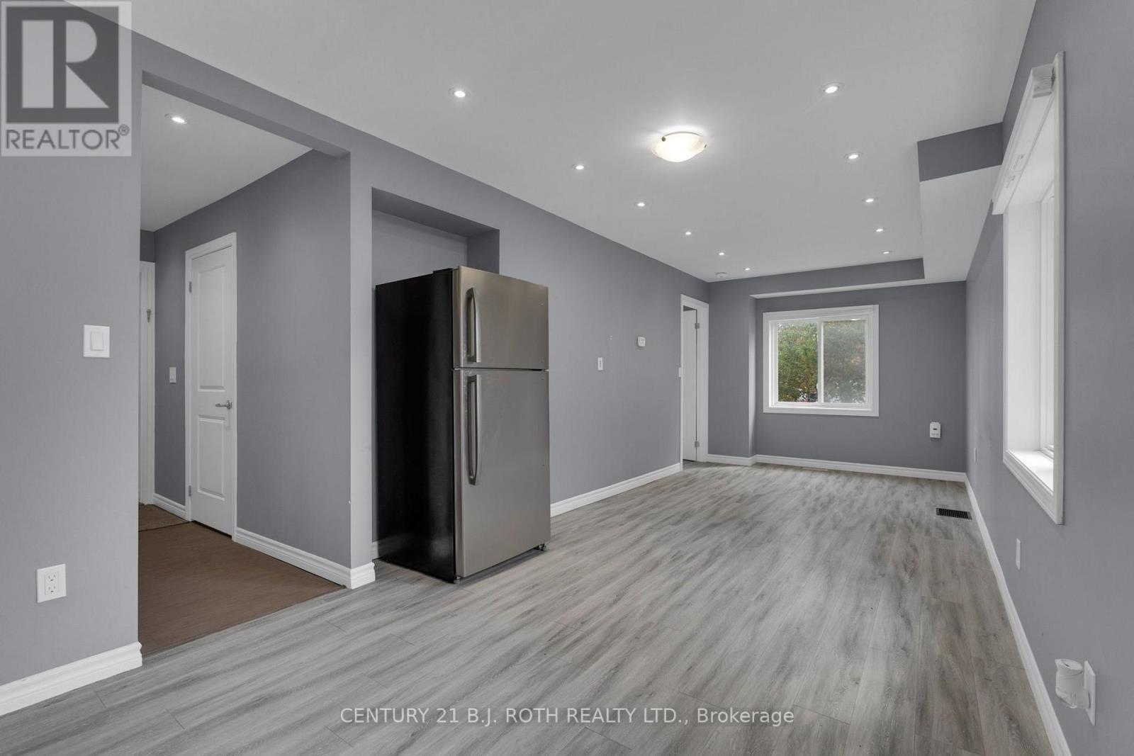 Units 1 + 2 + Coach House - 12 Dufferin Street, Barrie (Sanford), Ontario  L4N 2J7 - Photo 5 - S13789900