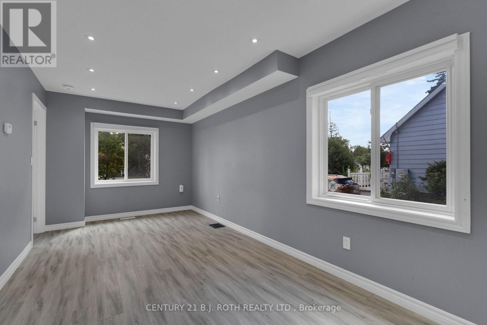 Units 1 + 2 + Coach House - 12 Dufferin Street, Barrie (Sanford), Ontario  L4N 2J7 - Photo 6 - S13789900