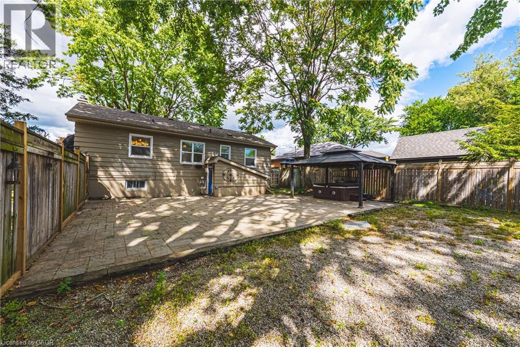433 Belvenia Road, Burlington, Ontario  L7L 1T2 - Photo 9 - 40863234
