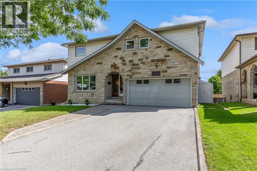 2134 Cartier Crescent, Burlington, Ontario  L7P 2Z5 - Photo 2 - 40862471