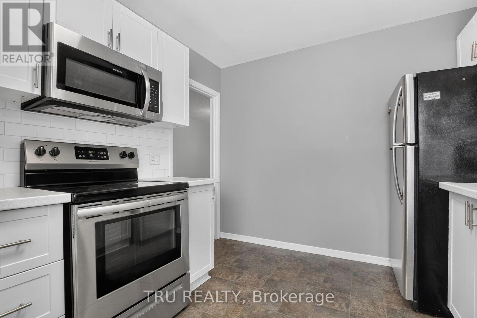 2428-2430 Iris Street, Ottawa, Ontario  K2C 1C6 - Photo 12 - X13583750