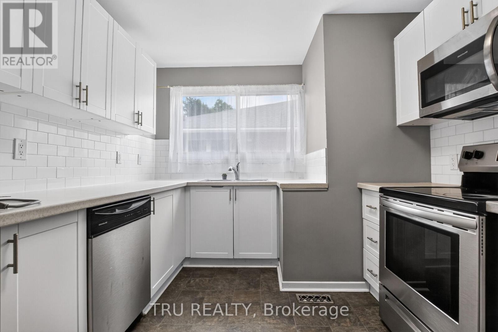 2428-2430 Iris Street, Ottawa, Ontario  K2C 1C6 - Photo 10 - X13583750