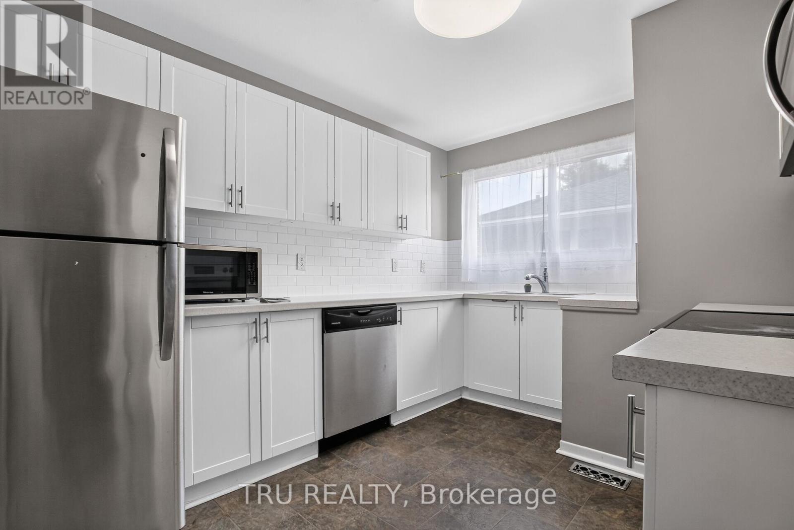 2428-2430 Iris Street, Ottawa, Ontario  K2C 1C6 - Photo 11 - X13583750