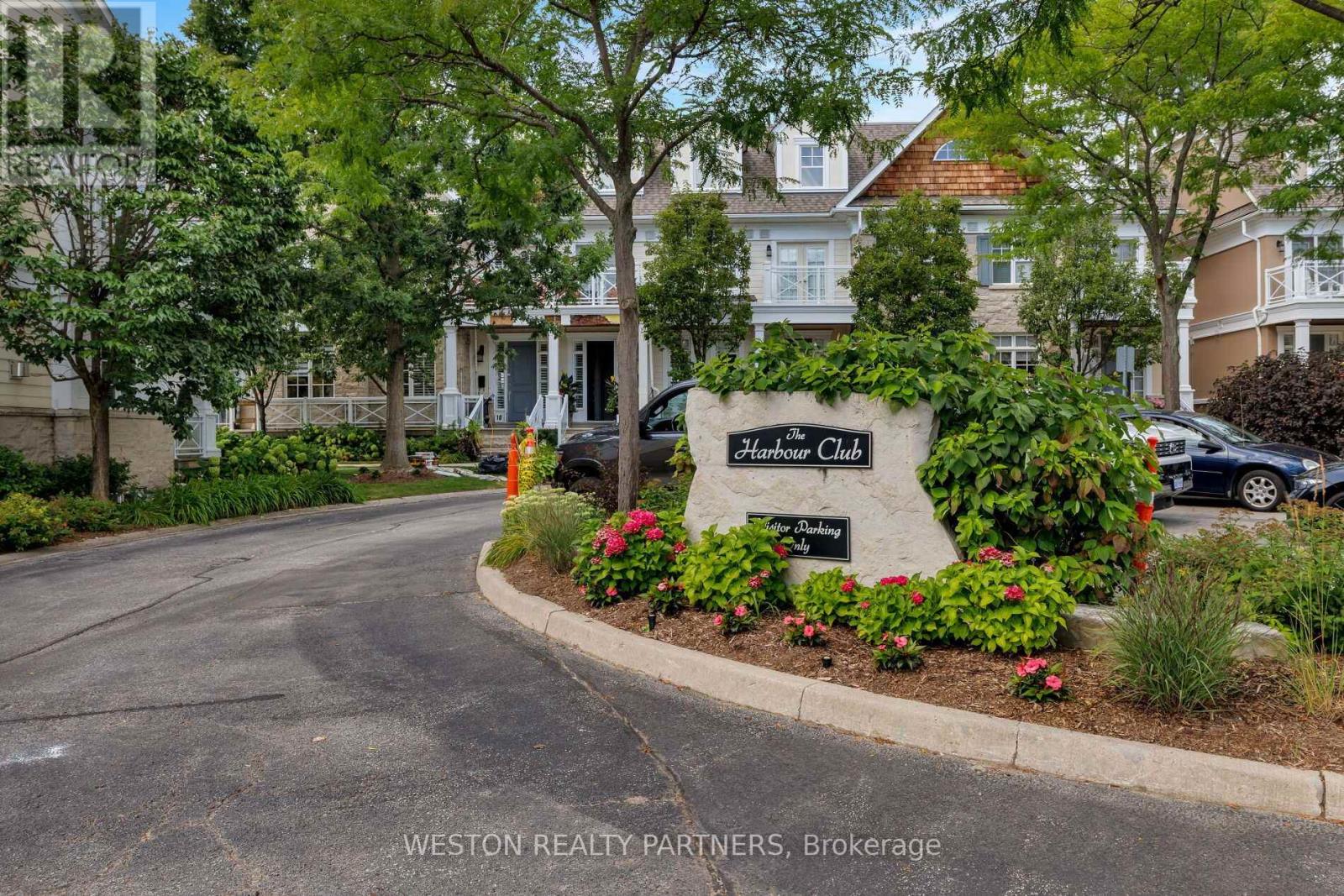 17 - 2369 Ontario Street, Oakville, Ontario  L6L 1A6 - Photo 2 - W13789822