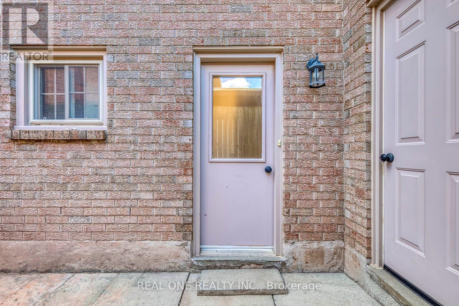 1384 Bramblewood Green, Oakville (Ga Glen Abbey), Ontario  L6M 2R5 - Photo 42 - W13789874
