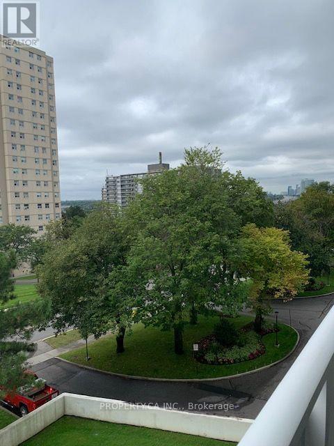 411 - 10 Parkway Forest Drive, Toronto, Ontario  M2J 1L3 - Photo 7 - C13787904