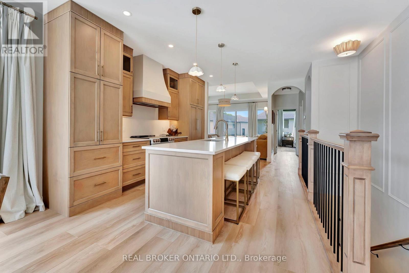 10 Macneil Court, Bayham (Port Burwell), Ontario  N0J 1T0 - Photo 11 - X13789828