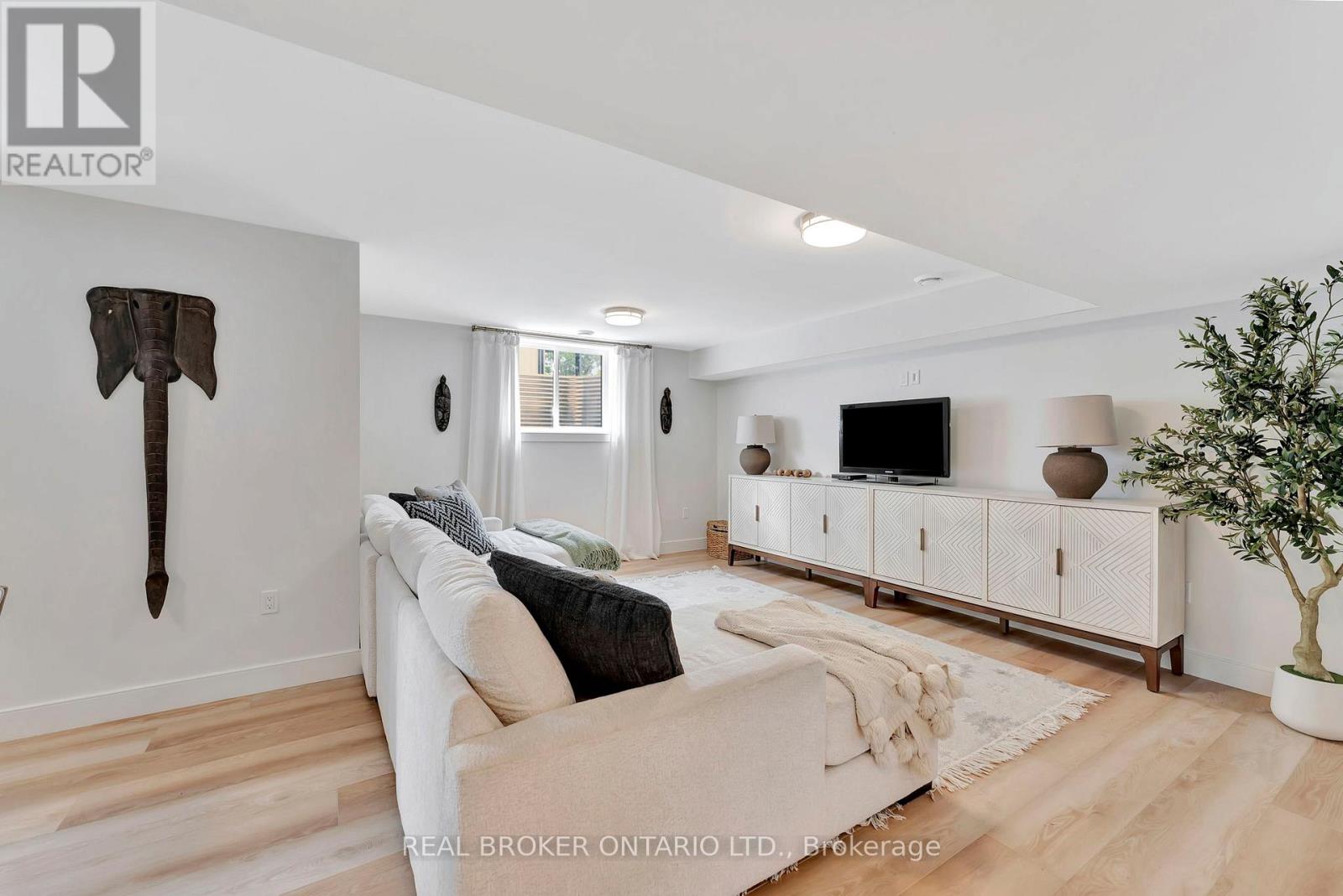 10 Macneil Court, Bayham (Port Burwell), Ontario  N0J 1T0 - Photo 28 - X13789828
