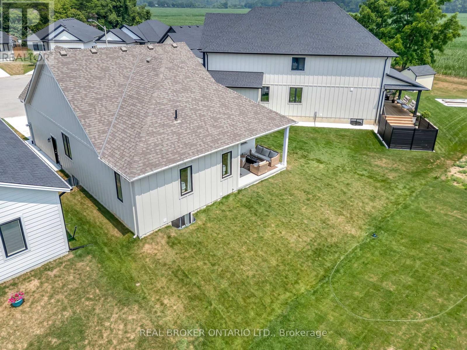 10 Macneil Court, Bayham (Port Burwell), Ontario  N0J 1T0 - Photo 47 - X13789828