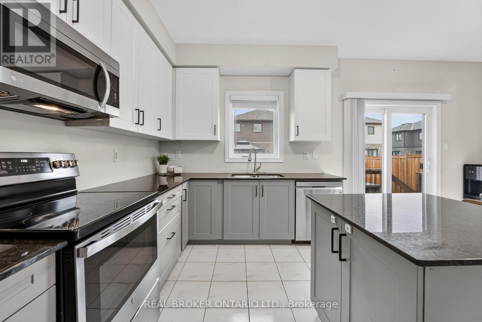 205 Shoreview Drive, Welland, Ontario  L3B 0H3 - Photo 18 - X13789848