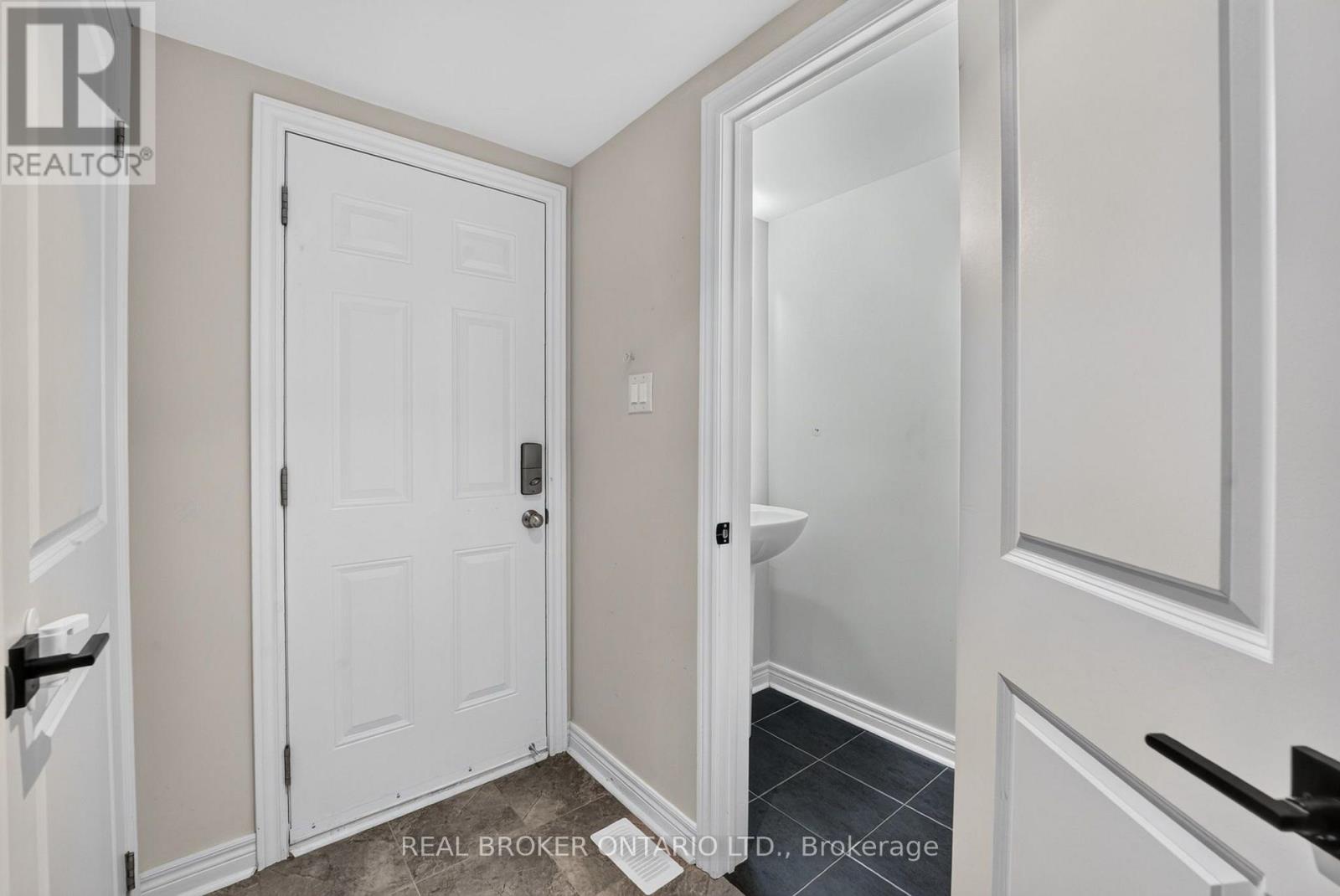 205 Shoreview Drive, Welland, Ontario  L3B 0H3 - Photo 21 - X13789848