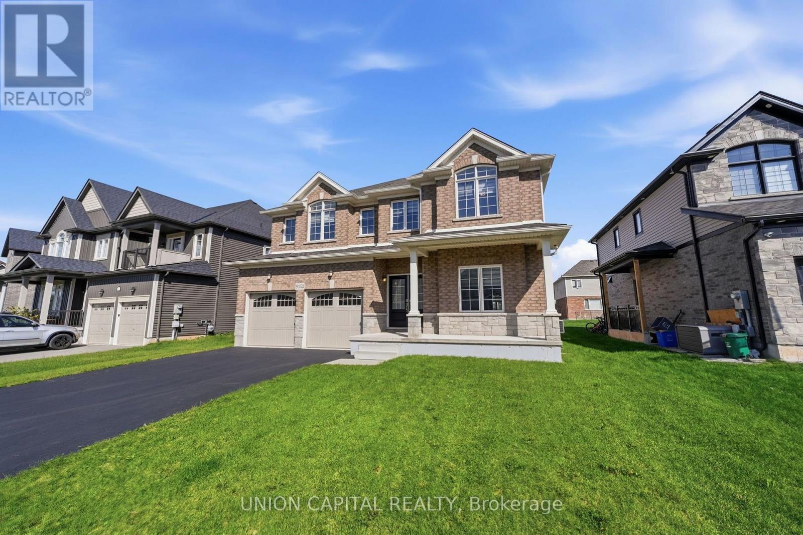 9352 Emerald Avenue, Niagara Falls, Ontario  L2G 3R6 - Photo 3 - X13789858