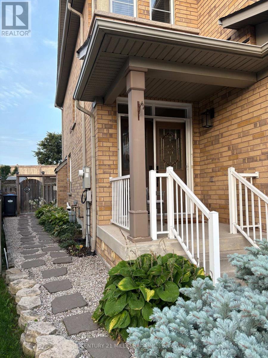 42 Rubysilver Drive, Brampton, Ontario  L6P 1P9 - Photo 2 - W12888194