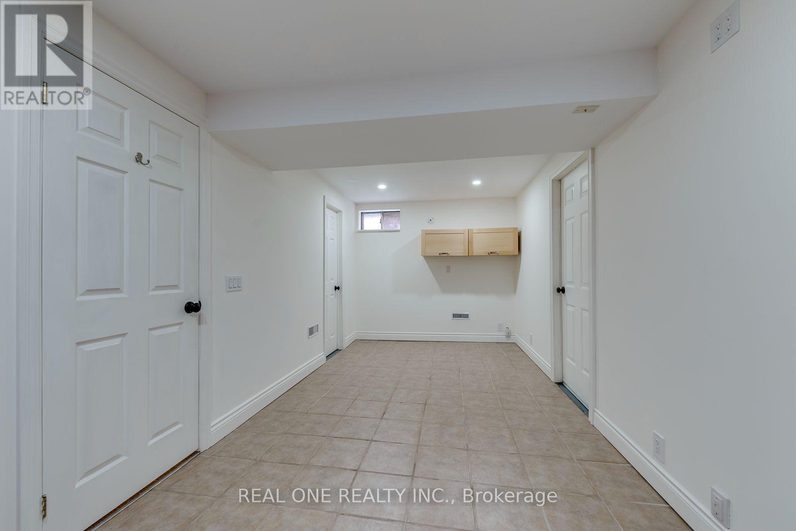1384 Bramblewood Green, Oakville (Ga Glen Abbey), Ontario  L6M 2R5 - Photo 40 - W13789874