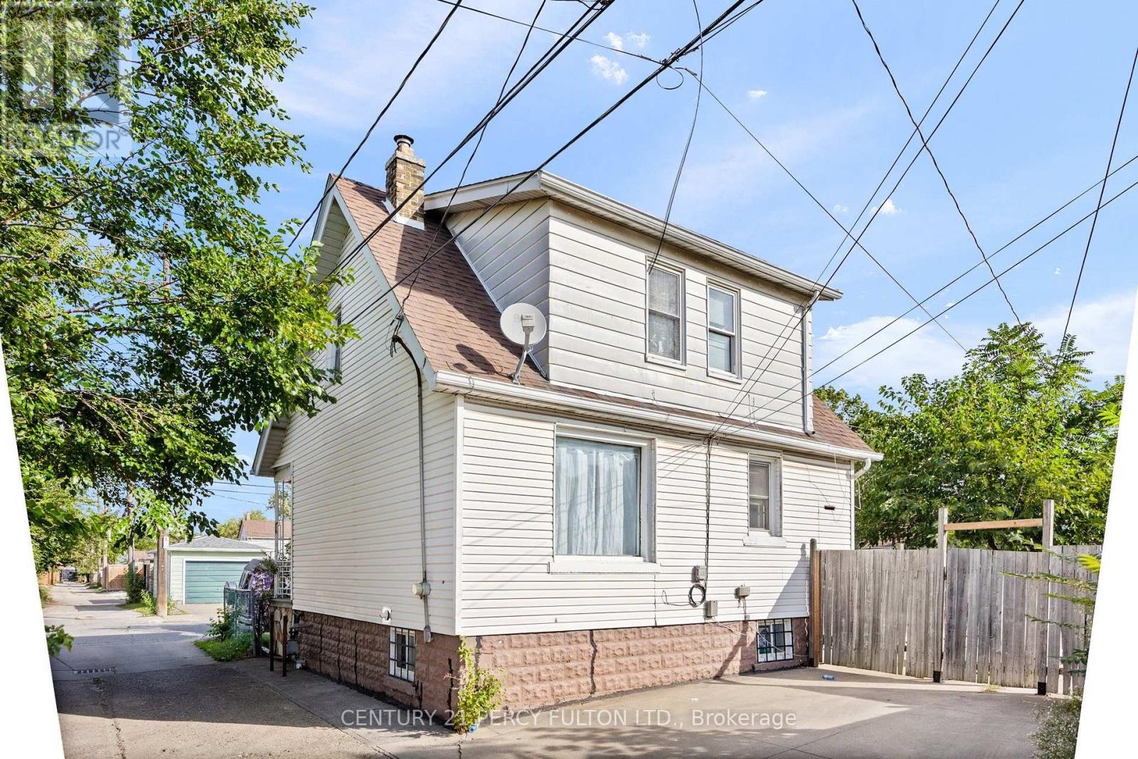1259 Cataraqui Street, Windsor, Ontario  N9A 3R2 - Photo 3 - X13749710