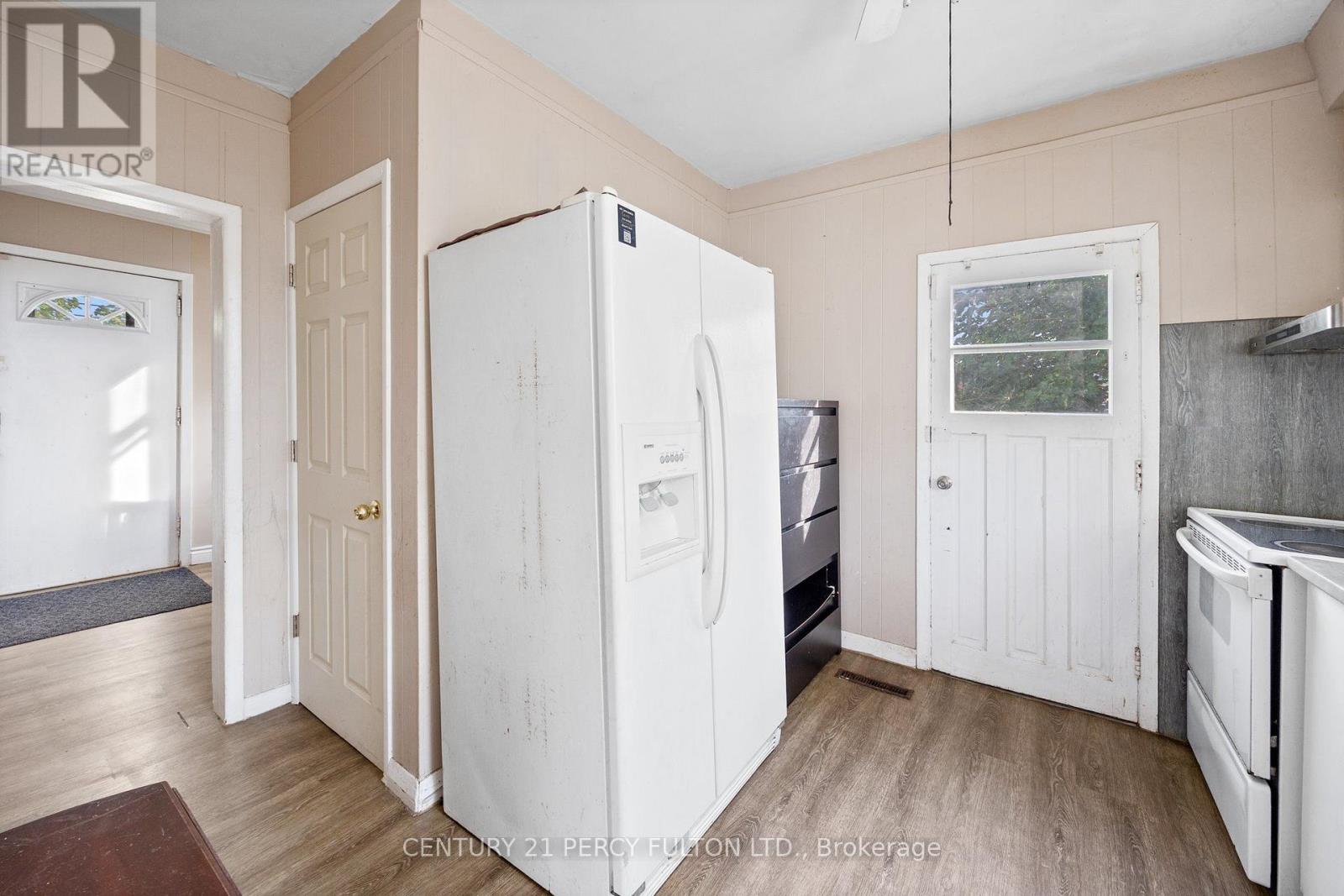 1259 Cataraqui Street, Windsor, Ontario  N9A 3R2 - Photo 8 - X13749710