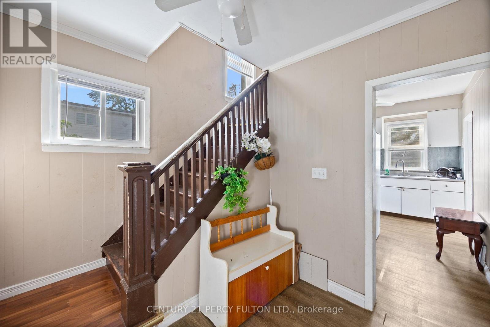1259 Cataraqui Street, Windsor, Ontario  N9A 3R2 - Photo 4 - X13749710