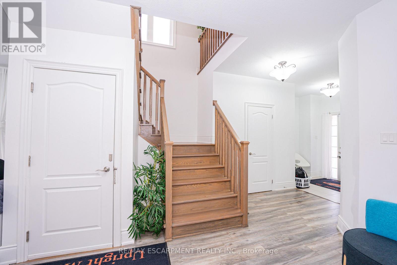 86 Sunset Way, Thorold, Ontario  L0S 1A0 - Photo 18 - X13570826