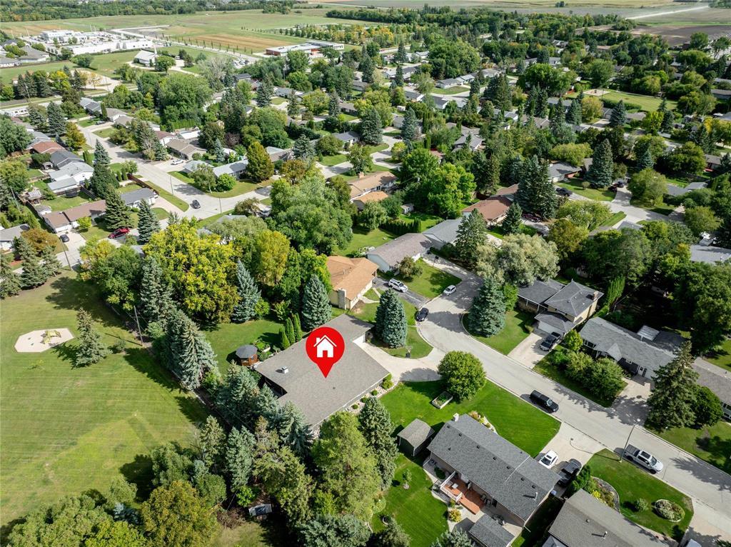 10 Pine Crescent, Steinbach, Manitoba  R5G 0G7 - Photo 48 - 202622641