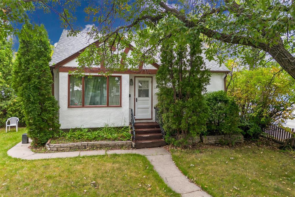 332 Marjorie Street, Winnipeg, Manitoba  R3J 1R4 - Photo 0 - 202623280