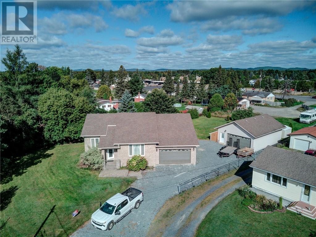1492 Labelle Street, Val Therese, Ontario  P3P 1S8 - Photo 37 - 2130316