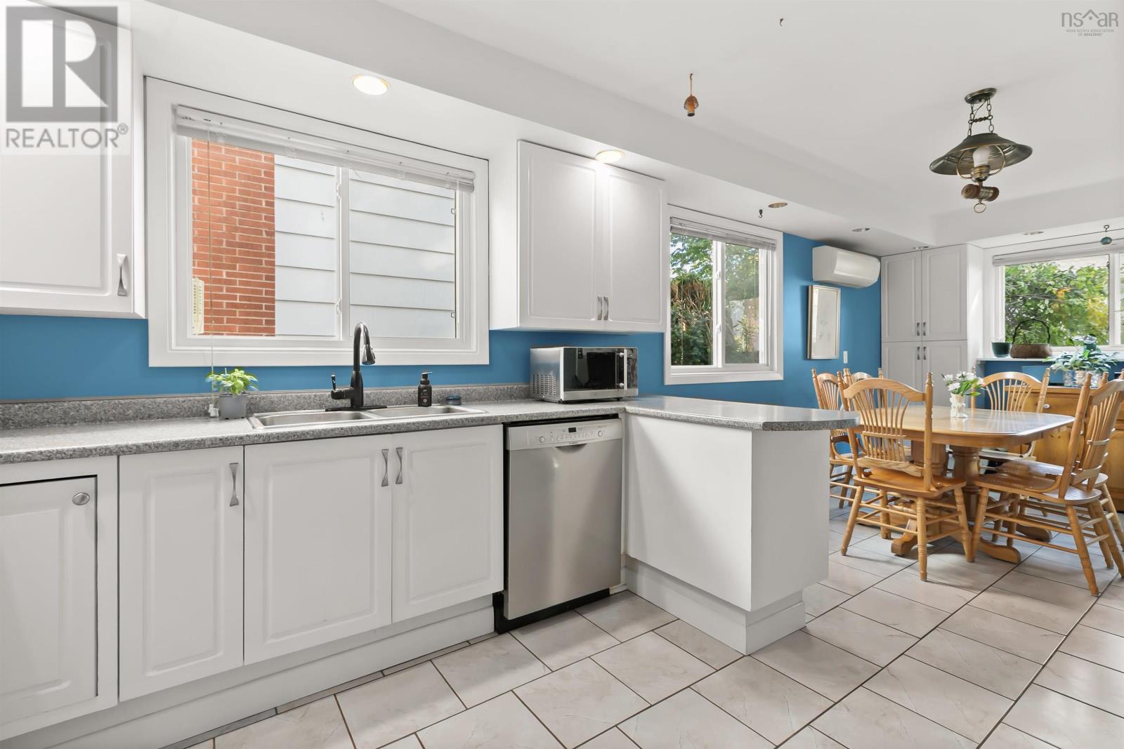 881 Tower Road, Halifax, Nova Scotia  B3H 2Y1 - Photo 15 - 202623458