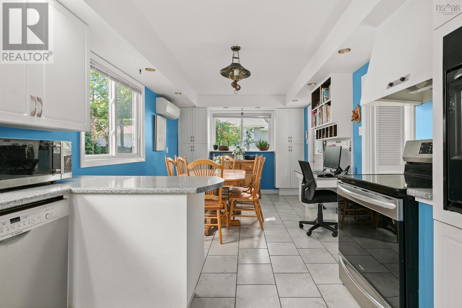 881 Tower Road, Halifax, Nova Scotia  B3H 2Y1 - Photo 16 - 202623458