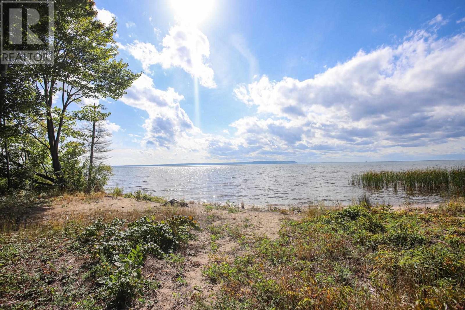 937 Sunnyside Beach Rd, Sault Ste. Marie, Ontario  P6A 6K4 - Photo 4 - SM262560