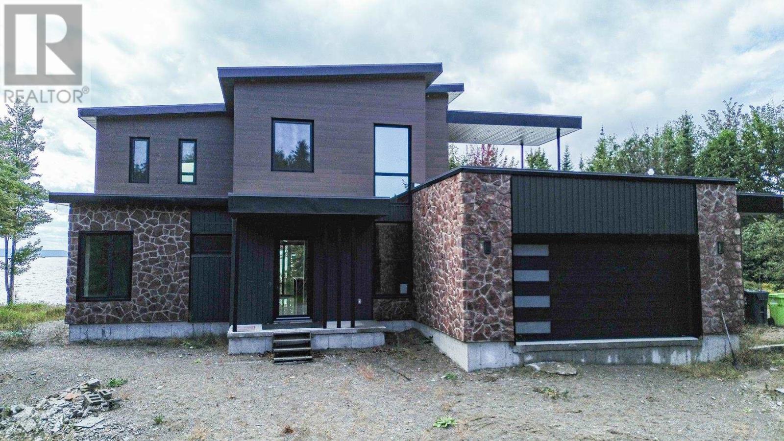 937 Sunnyside Beach Rd, Sault Ste. Marie, Ontario  P6A 6K4 - Photo 9 - SM262560