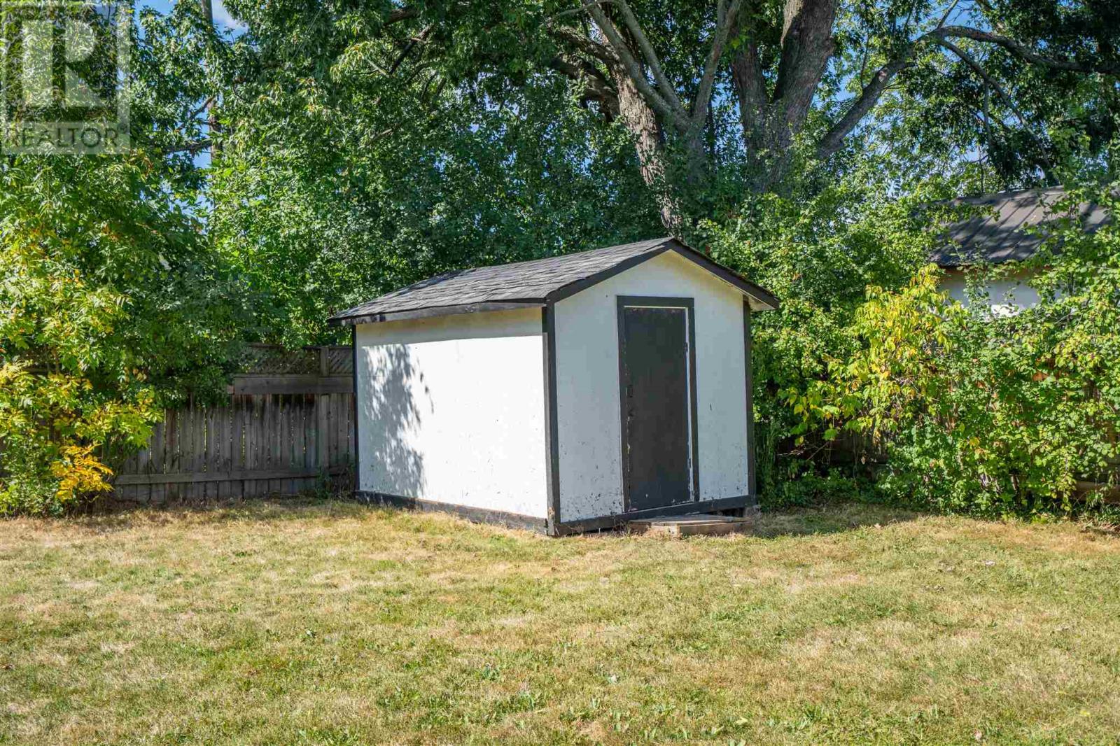 35 Bellevue Ave, Sault Ste. Marie, Ontario  P6B 2V9 - Photo 28 - SM262564
