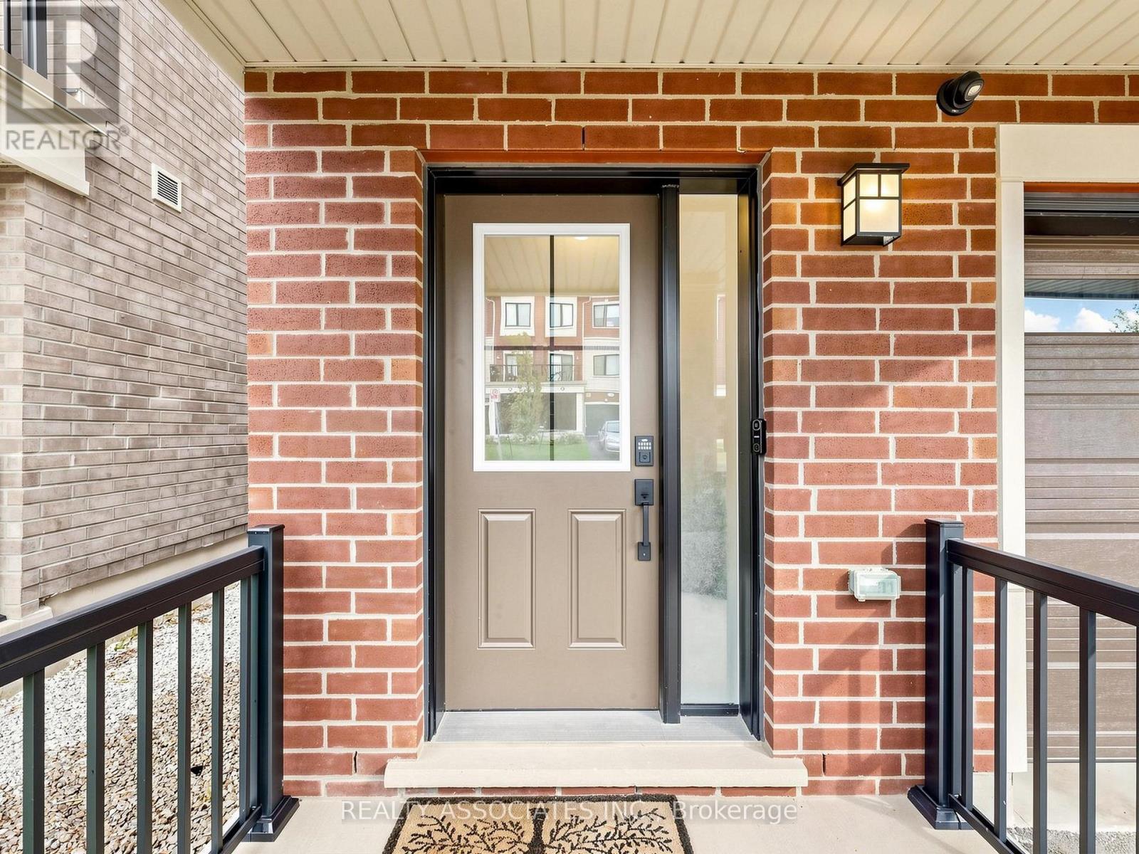 14 Baker Hill Boulevard, Whitchurch-Stouffville, Ontario  L4A 4W8 - Photo 2 - N13784610