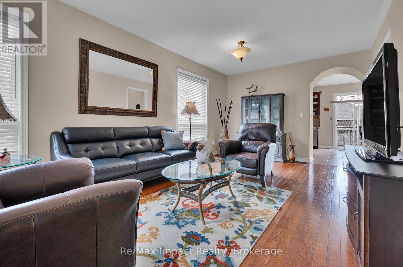 14a Hunt Street, Clarington, Ontario  L1C 0A4 - Photo 2 - E13790030