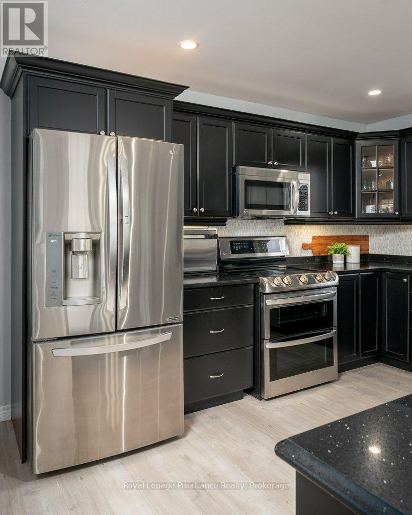 16 Forest Valley Drive, Quinte West (Frankford Ward), Ontario  K0K 2C0 - Photo 22 - X13790314