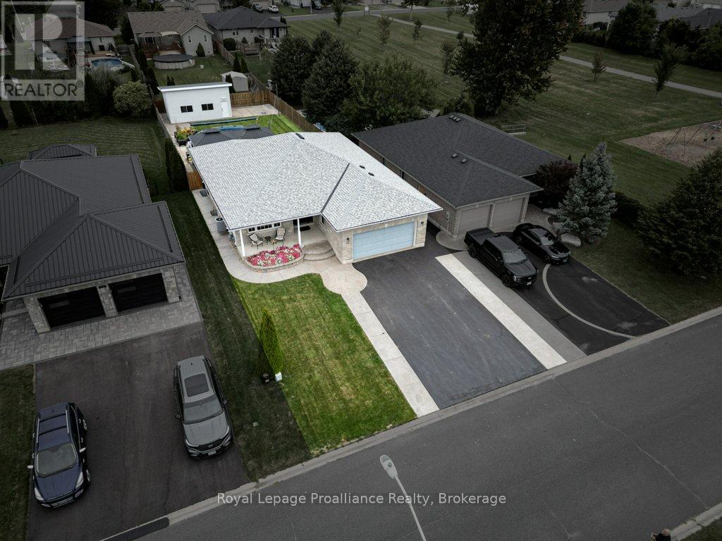 16 Forest Valley Drive, Quinte West (Frankford Ward), Ontario  K0K 2C0 - Photo 6 - X13790314