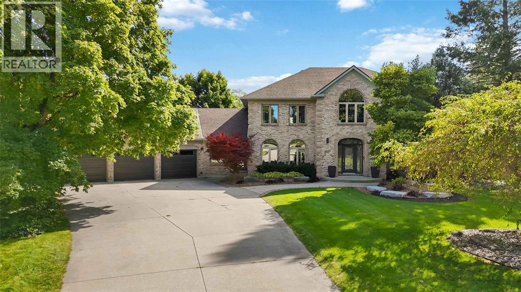 2037 GREENBRIAR TRAIL Sarnia Ontario Canada N7T7H4