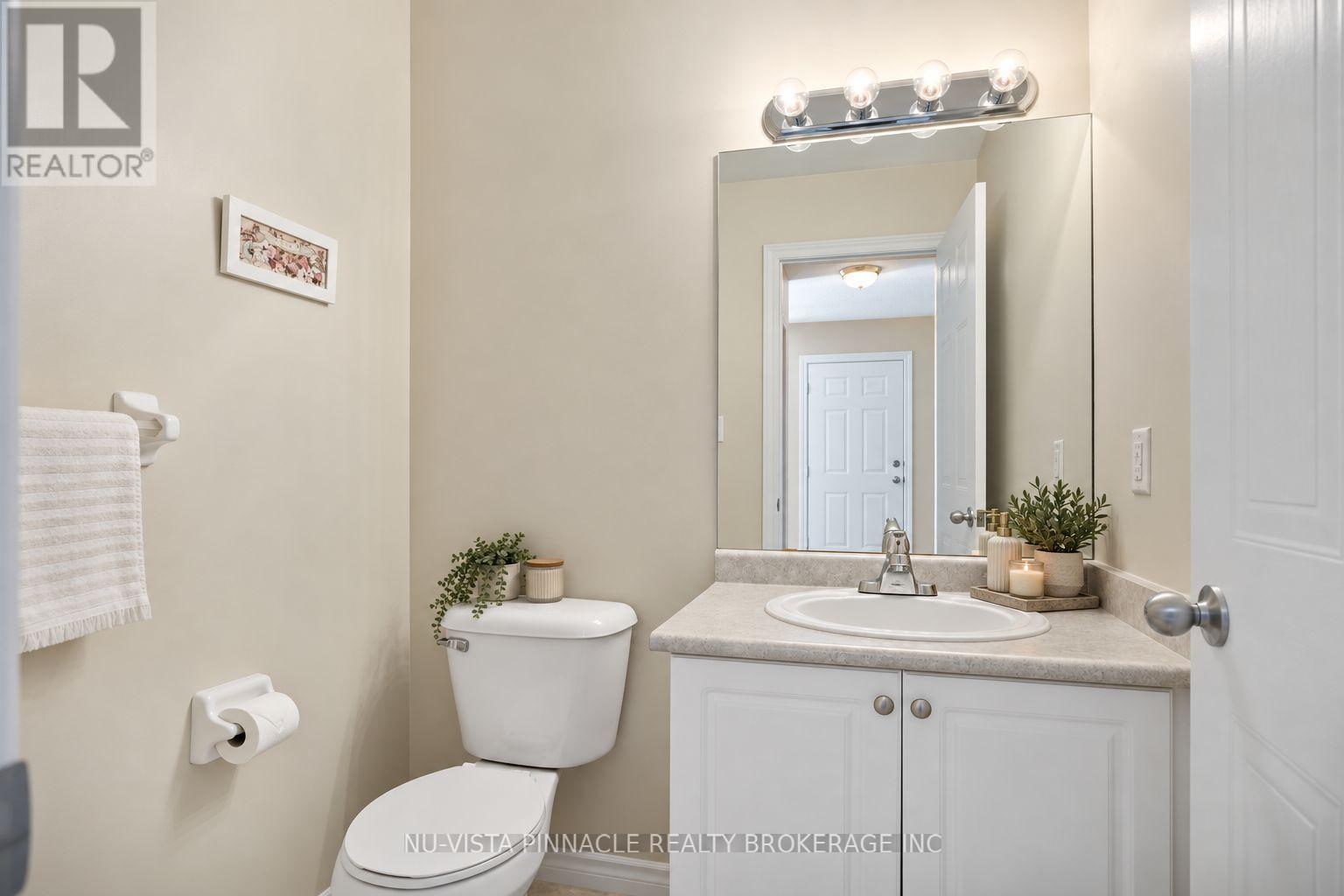 2504 Meadowgate Boulevard, London South, Ontario  N6M 1L8 - Photo 9 - X13790054