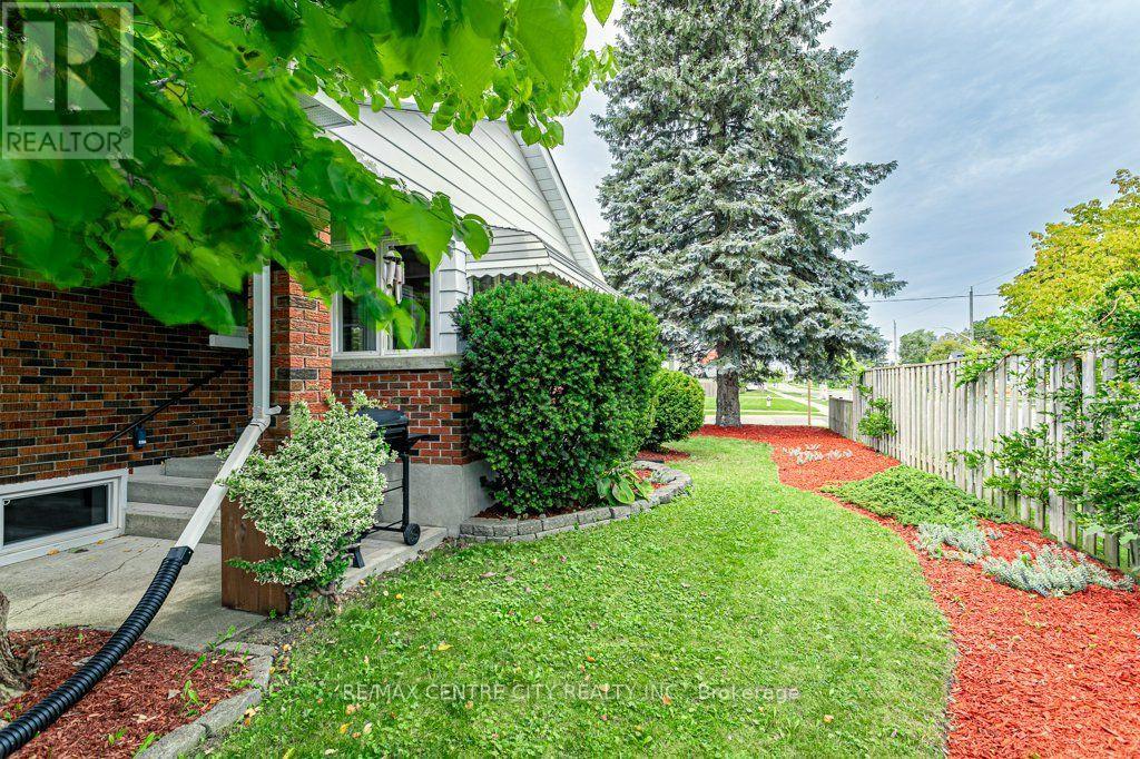 123 1/2 Myrtle Street, St. Thomas, Ontario  N5R 2G2 - Photo 34 - X13790166
